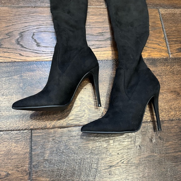 Steve Madden Dominique Black Thigh High Boot - Picture 2 of 10